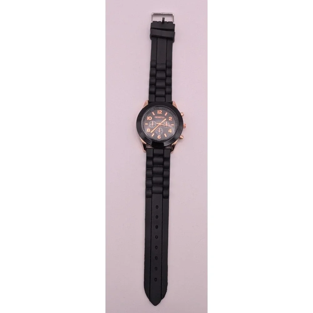 Sports Black Silicone Band Quartz Watch New‎ Battery